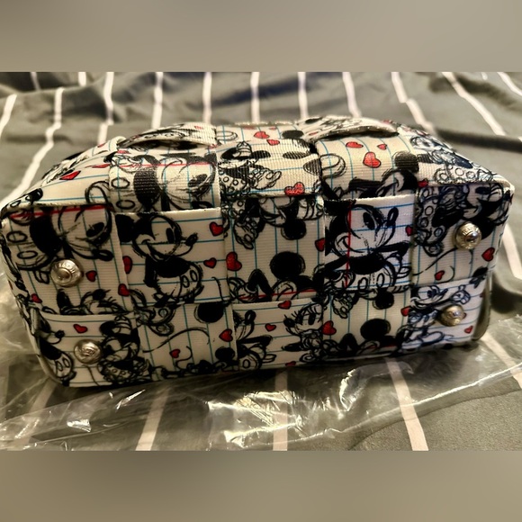 Harveys x Disney Couture Seatbelt Bag & Charm, Mickey & Minnie Love Sketch - Picture 5 of 10